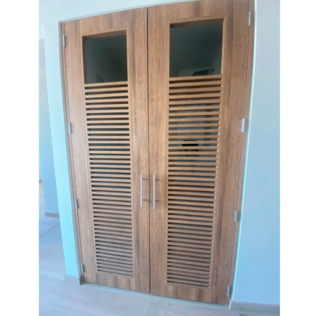 Puerta en Madera Fabricación Garantizada Herraje Metálico Chapa